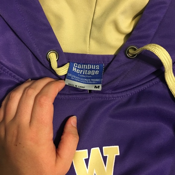 UW sweatshirt - Picture 2 of 3